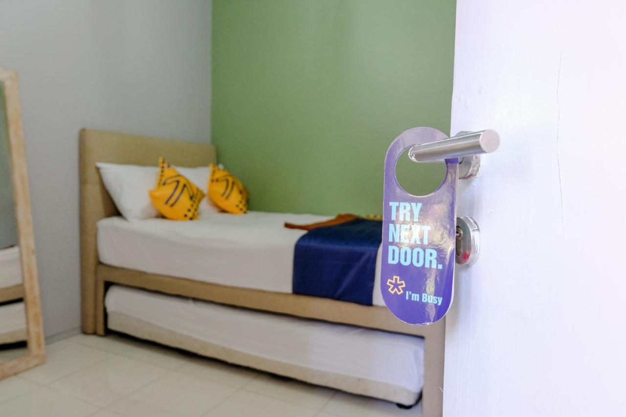 SPOT ON 1712 Griya Shanta Residence Malang Exterior foto